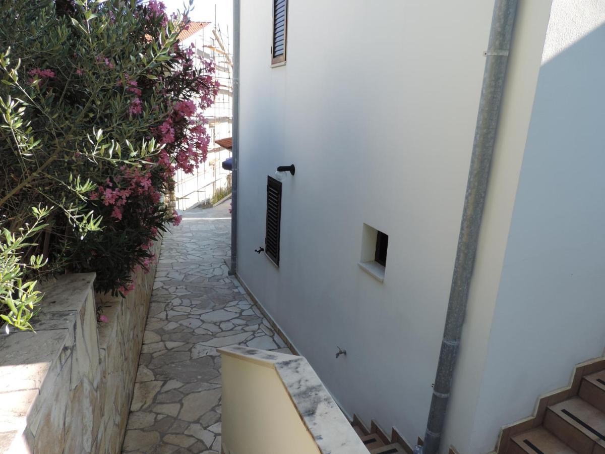 Apartmani Lavanda Pag Town Extérieur photo