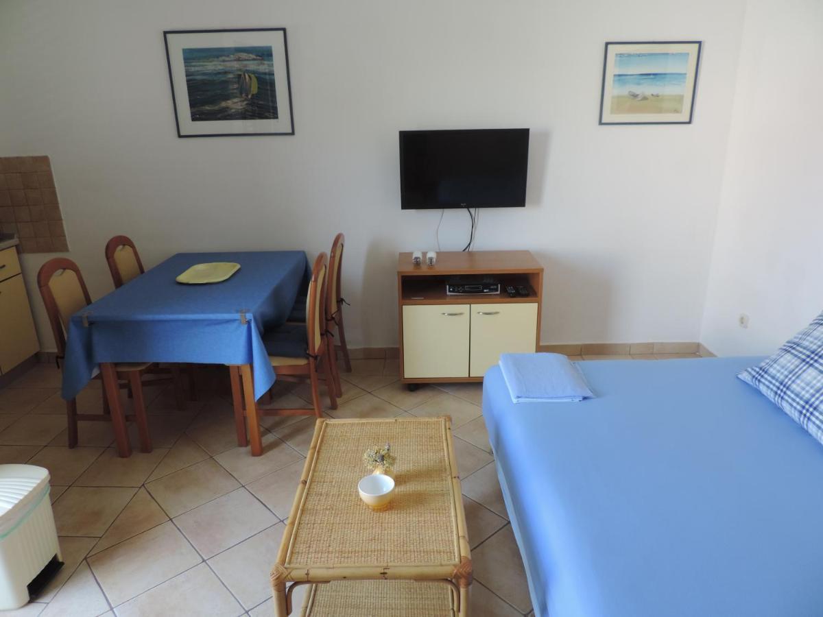 Apartmani Lavanda Pag Town Chambre photo