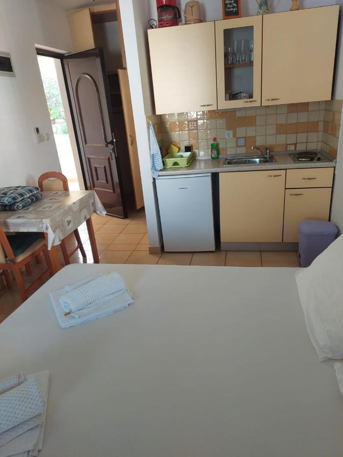 Apartmani Lavanda Pag Town Extérieur photo