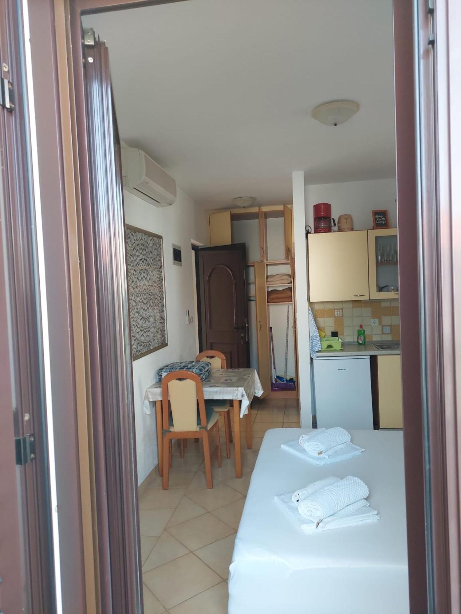 Apartmani Lavanda Pag Town Chambre photo