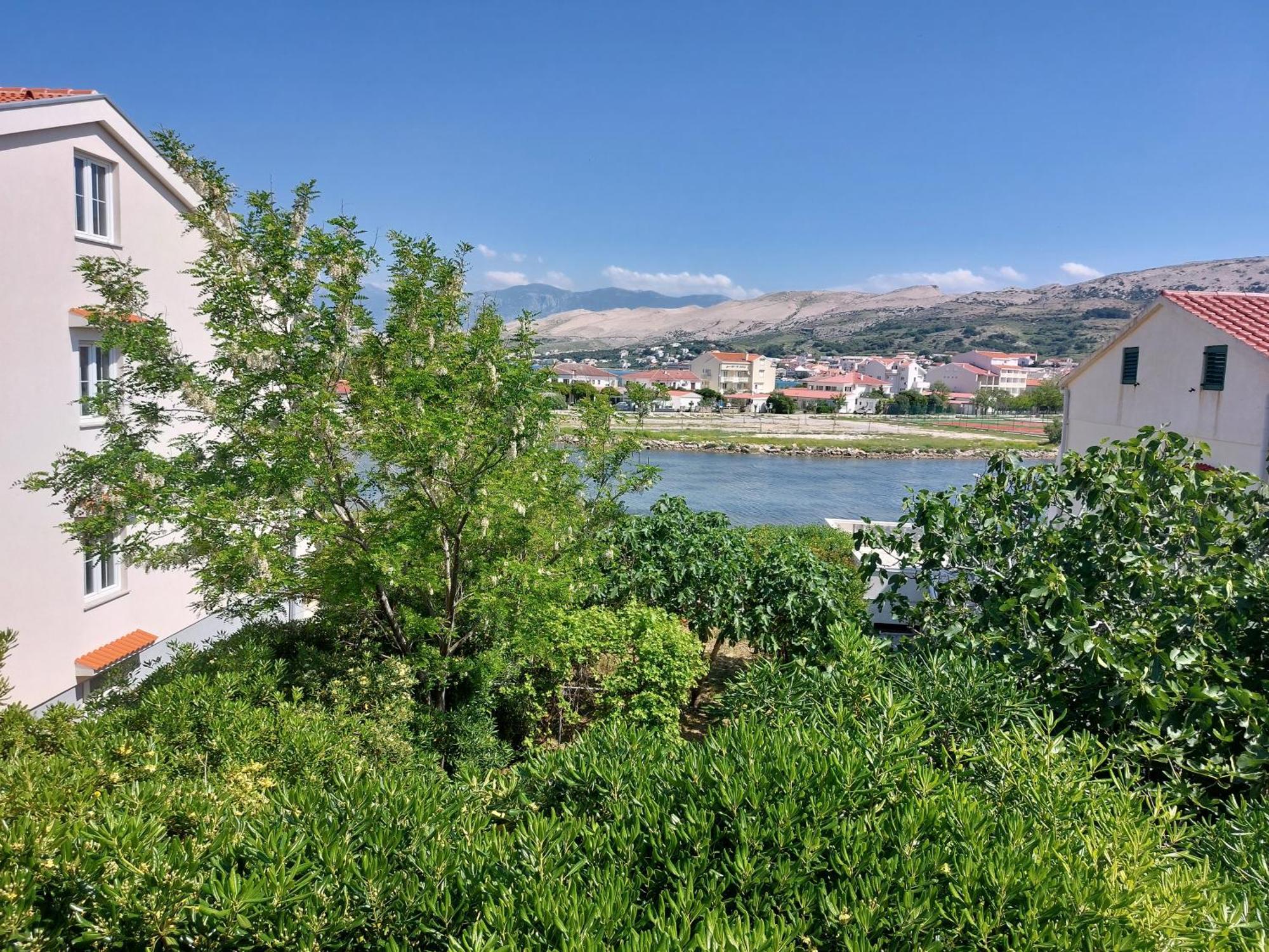 Apartmani Lavanda Pag Town Chambre photo